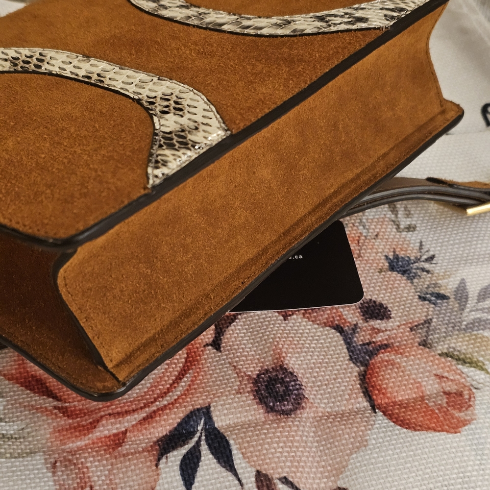 Gucci Brown Suede Shoulder Bag - Picture 9 of 16